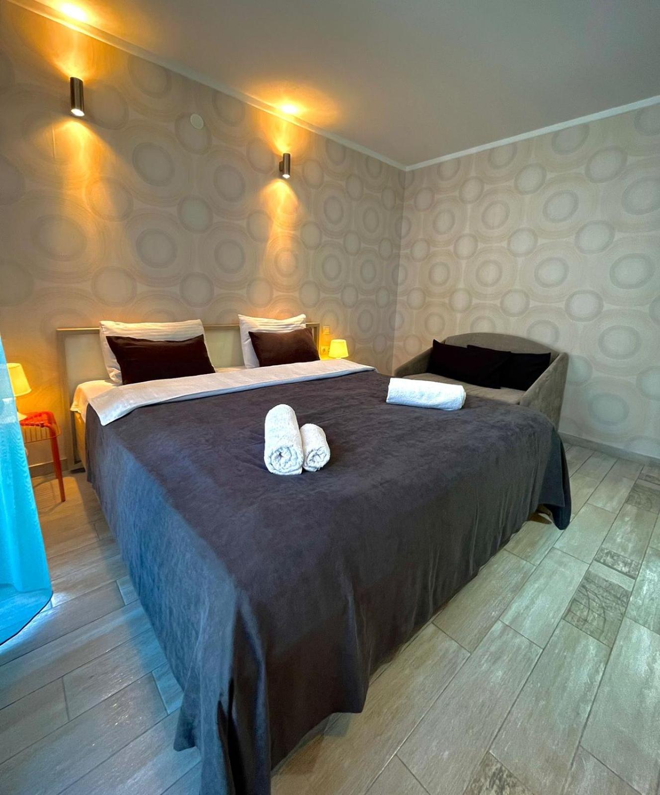 Holiday Lux Tower باتومي المظهر الخارجي الصورة