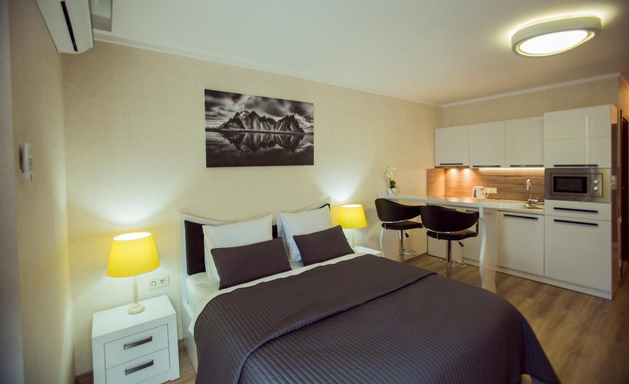 Holiday Lux Tower باتومي المظهر الخارجي الصورة