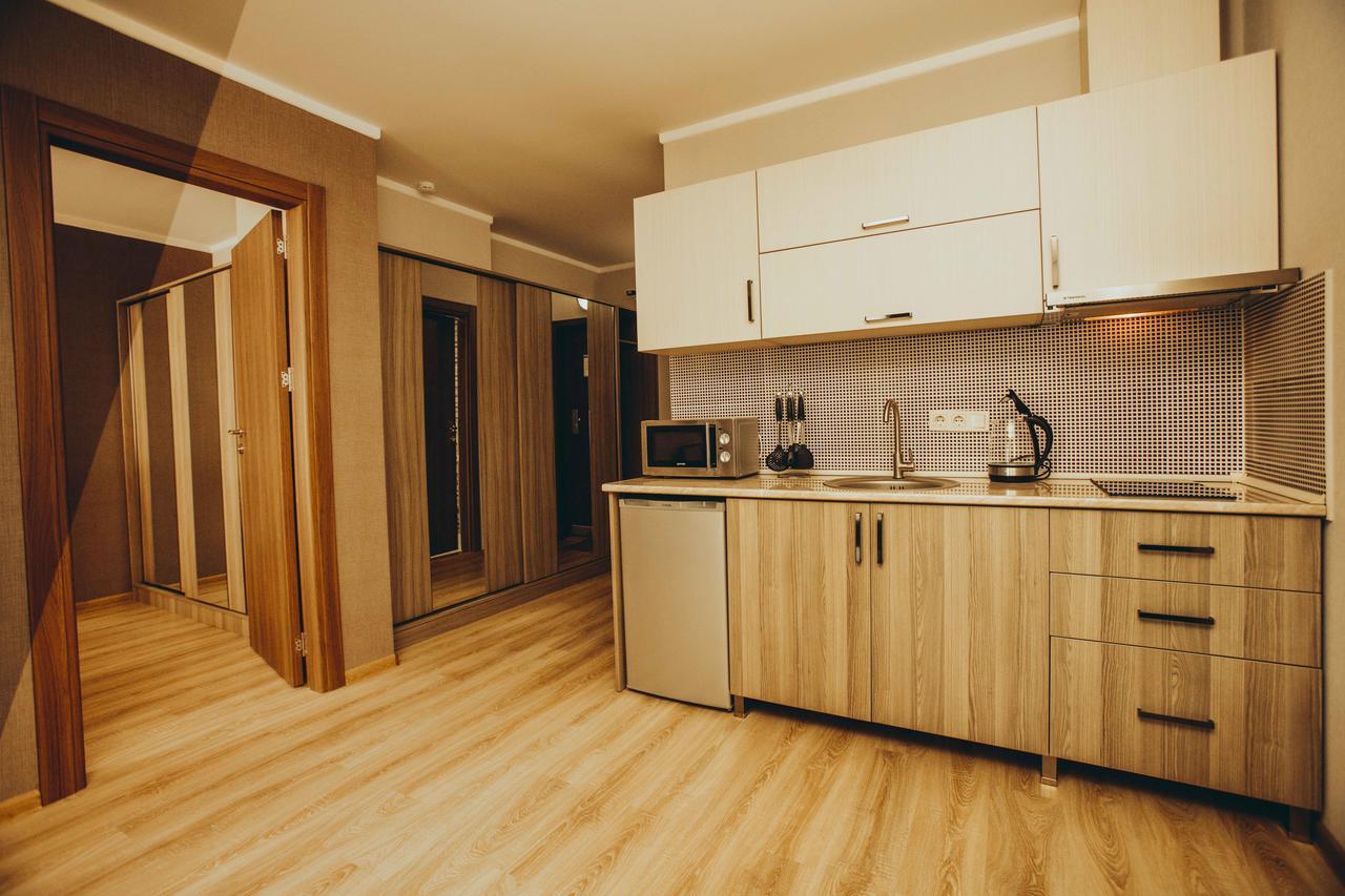 Holiday Lux Tower باتومي المظهر الخارجي الصورة